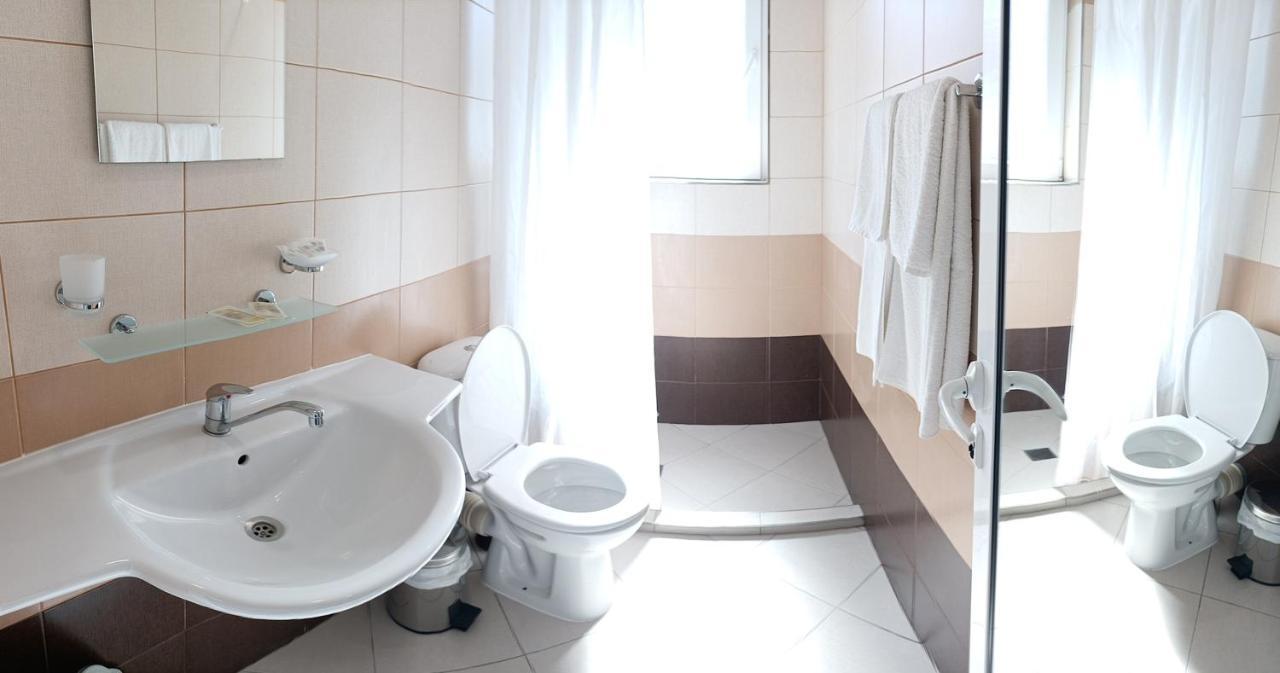 Guest House Sg-Brothers Obzor Exteriér fotografie