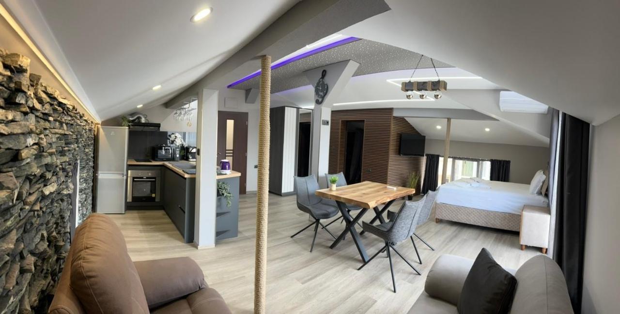 Guest House Sg-Brothers Obzor Exteriér fotografie
