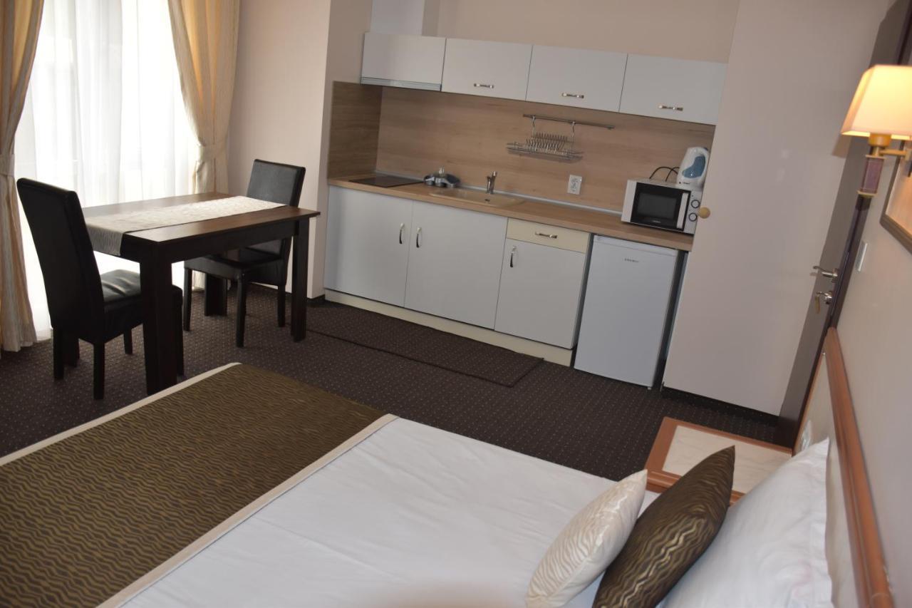 Guest House Sg-Brothers Obzor Exteriér fotografie